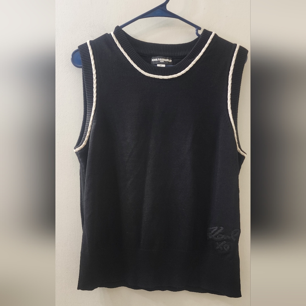 Karl Lagerfeld Black Sleeveless Top, Size Small.